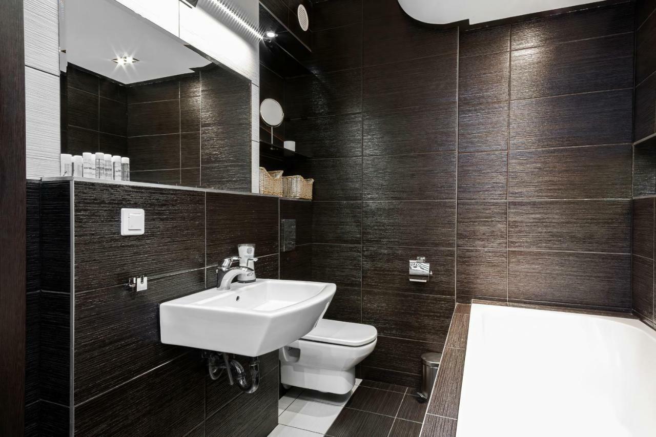 Apartments Wroclaw Manganowa By Noclegi Renters מראה חיצוני תמונה