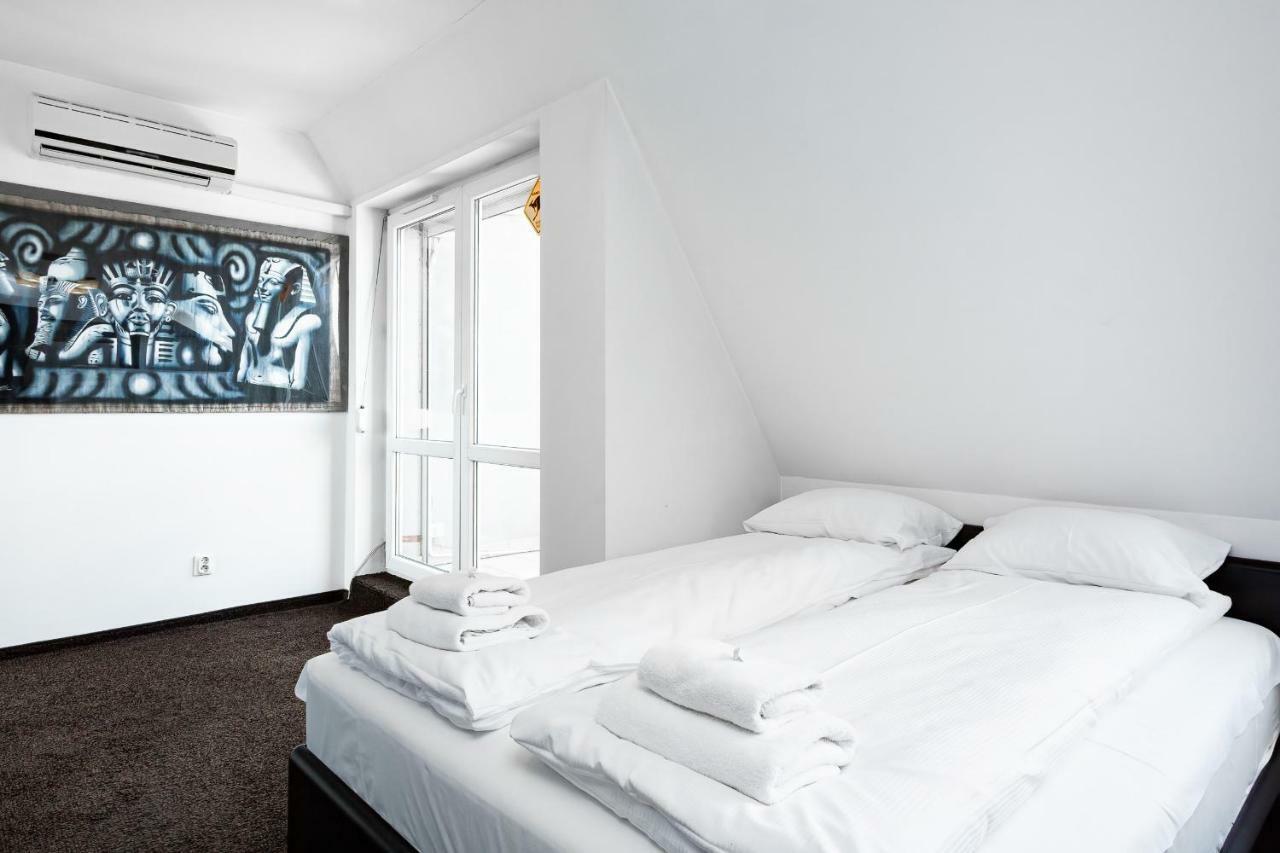 Apartments Wroclaw Manganowa By Noclegi Renters מראה חיצוני תמונה