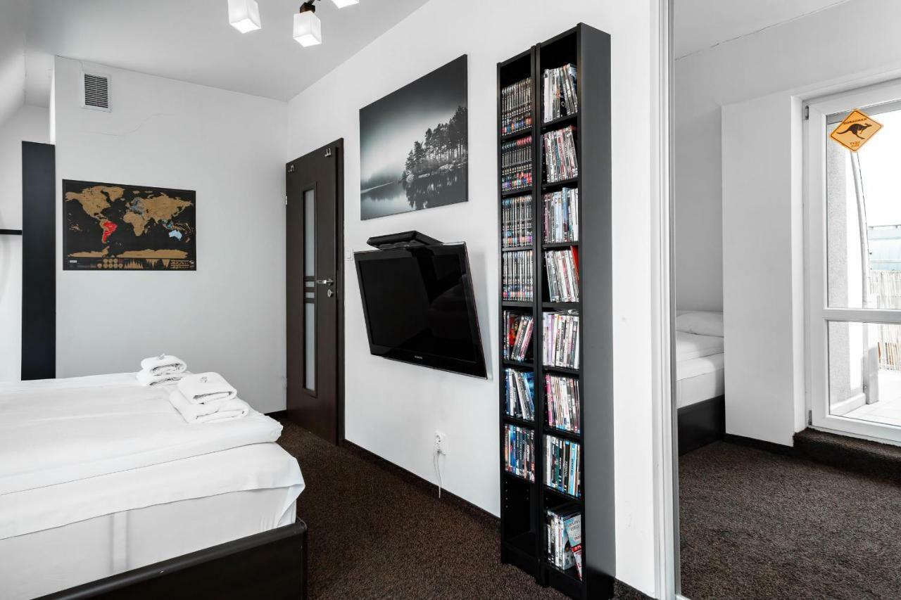 Apartments Wroclaw Manganowa By Noclegi Renters מראה חיצוני תמונה