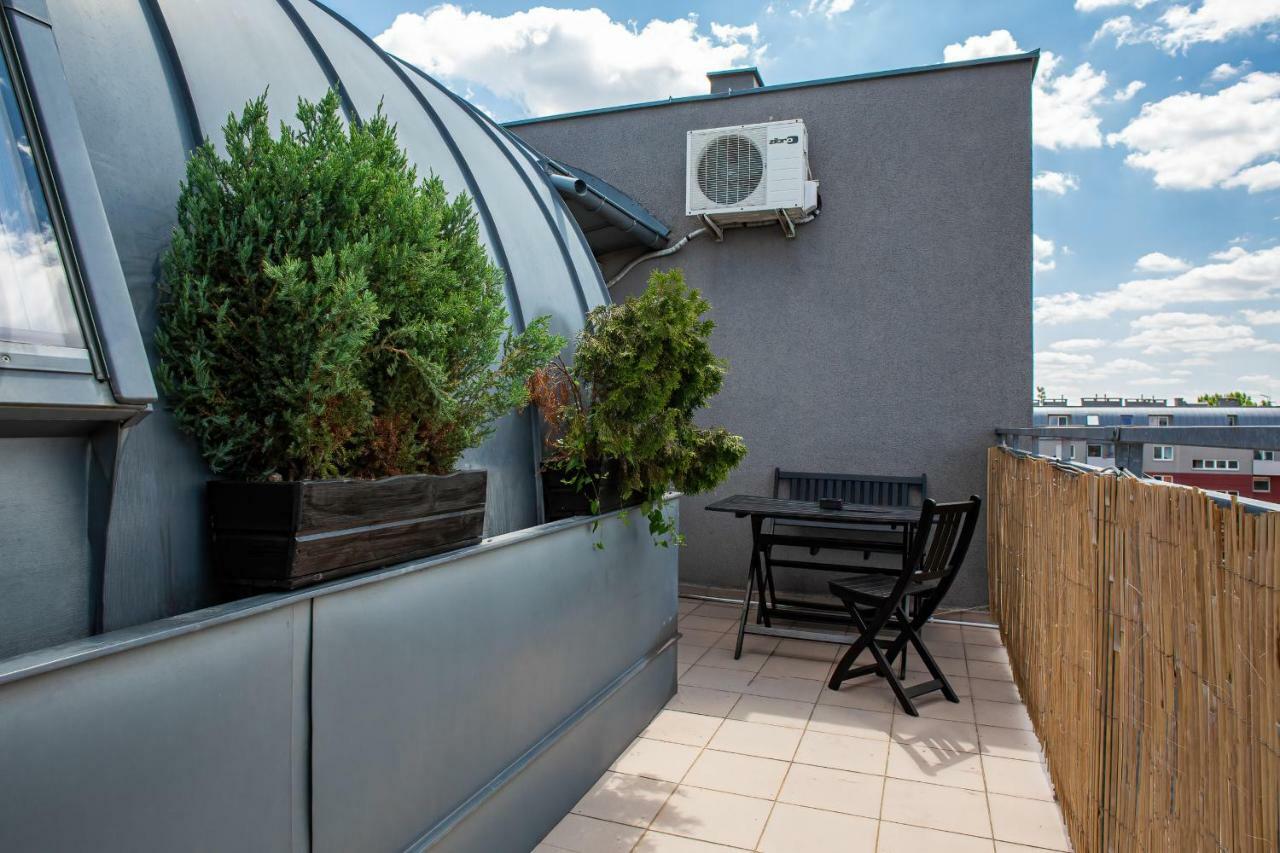 Apartments Wroclaw Manganowa By Noclegi Renters מראה חיצוני תמונה